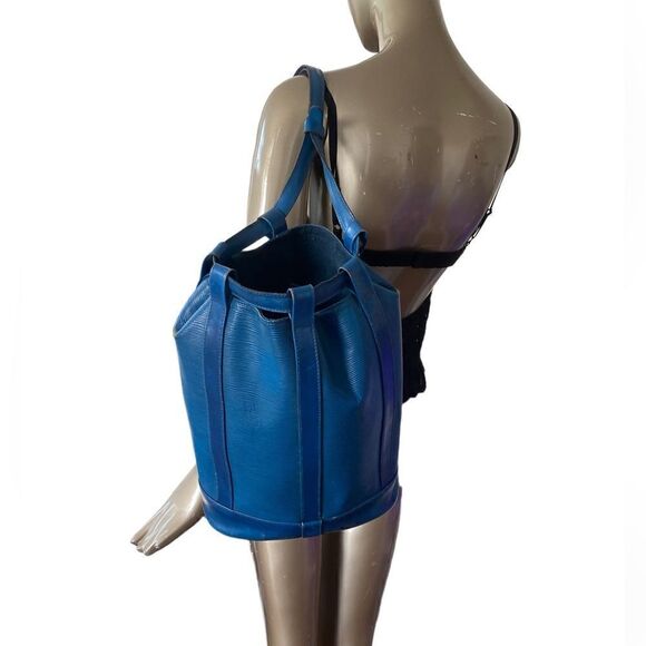 Authentic Louis Vuitton 1995 “Randonnee” Travel bag  Epi Toledo blue, 1 owner - Picture 1 of 16